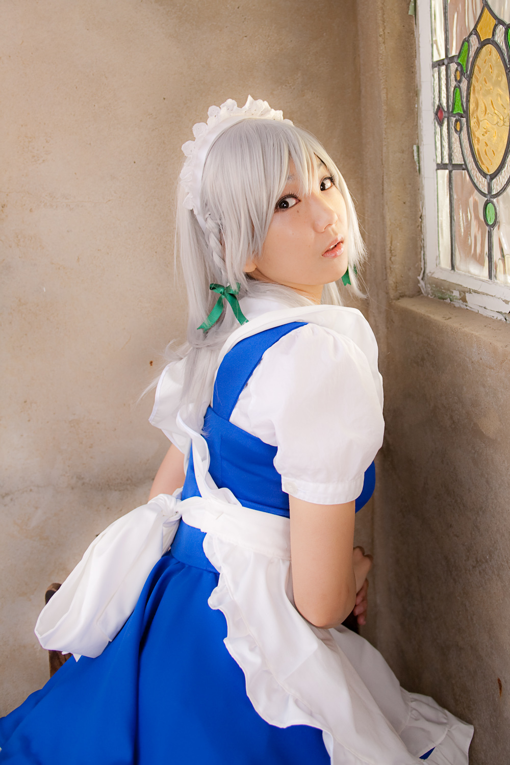 cosplay美女套图 c77 Sakuya Izayoi　白丝假发扮相(1)